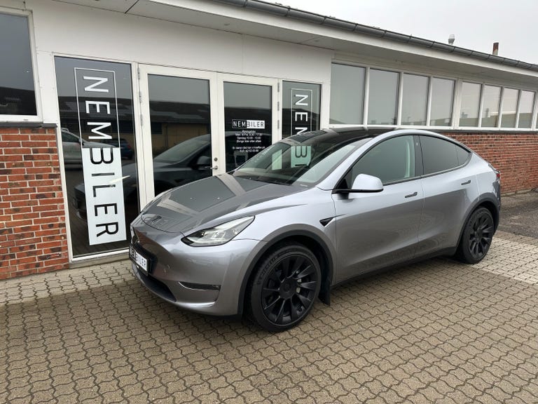 Tesla Model Y Long Range AWD