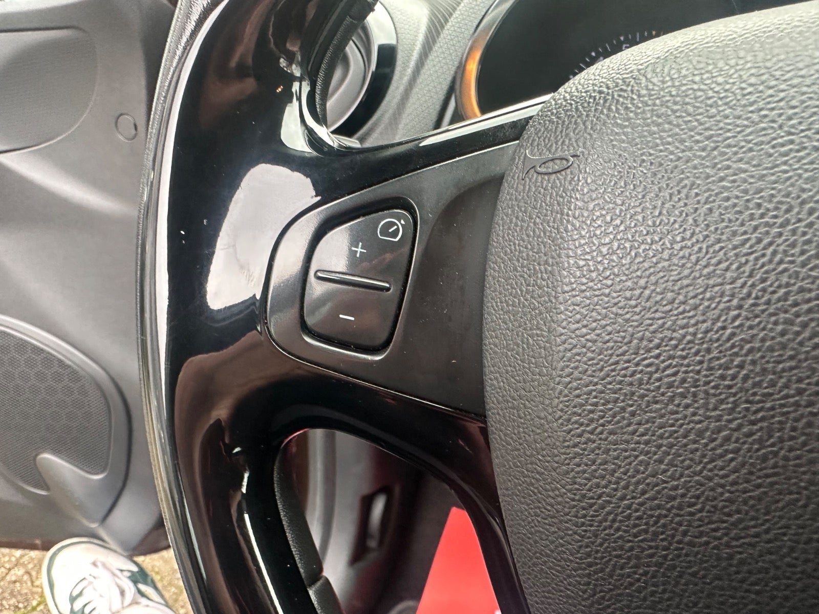 Renault Clio IV TCe 90 Expression Sport Tourer