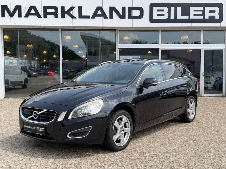 Volvo V60 D5 205 Summum aut.