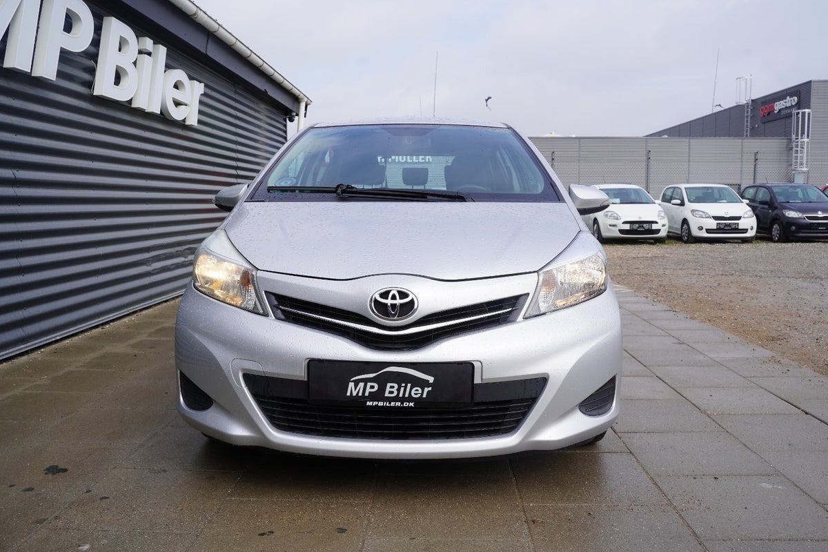 Billede af Toyota Yaris 1,3 VVT-i T2