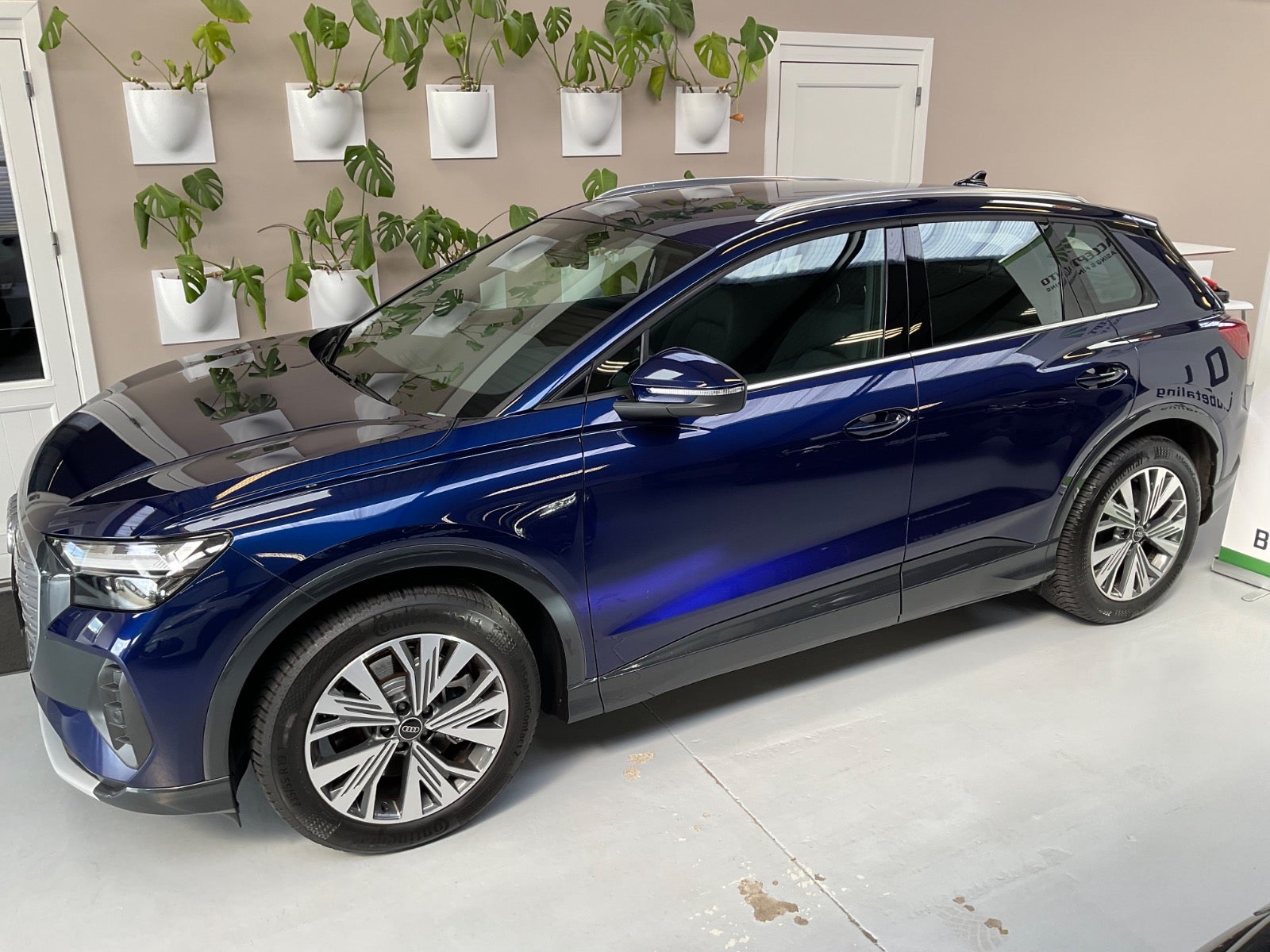 Audi Q4 e-tron 45 5d - 2