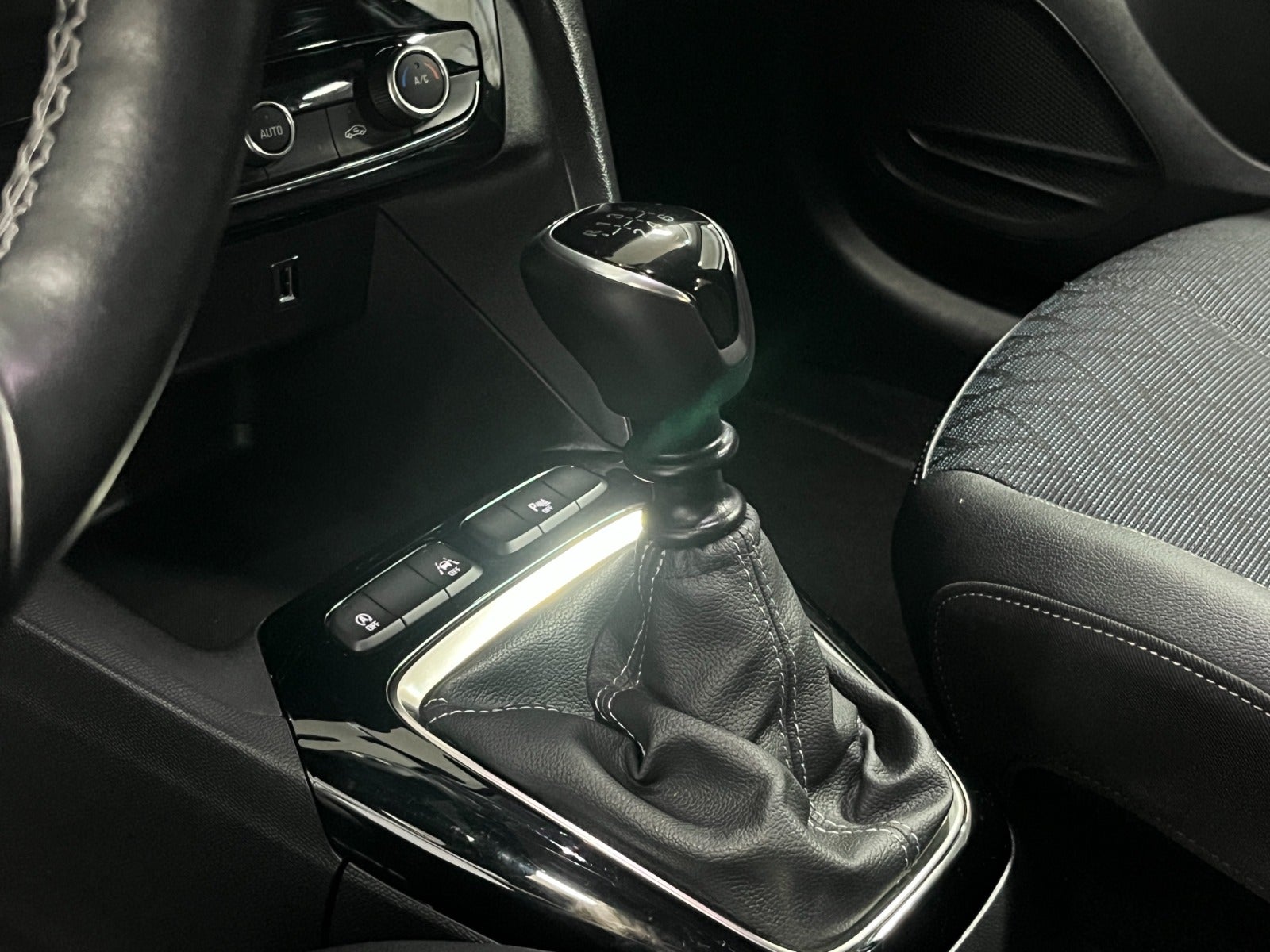 Billede af Opel Corsa 1,2 T 100 Elegance
