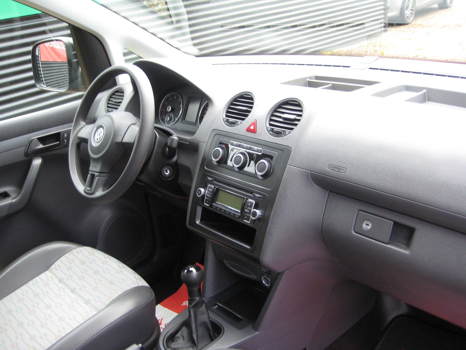 VW Caddy TSi 85 Comfortline Van