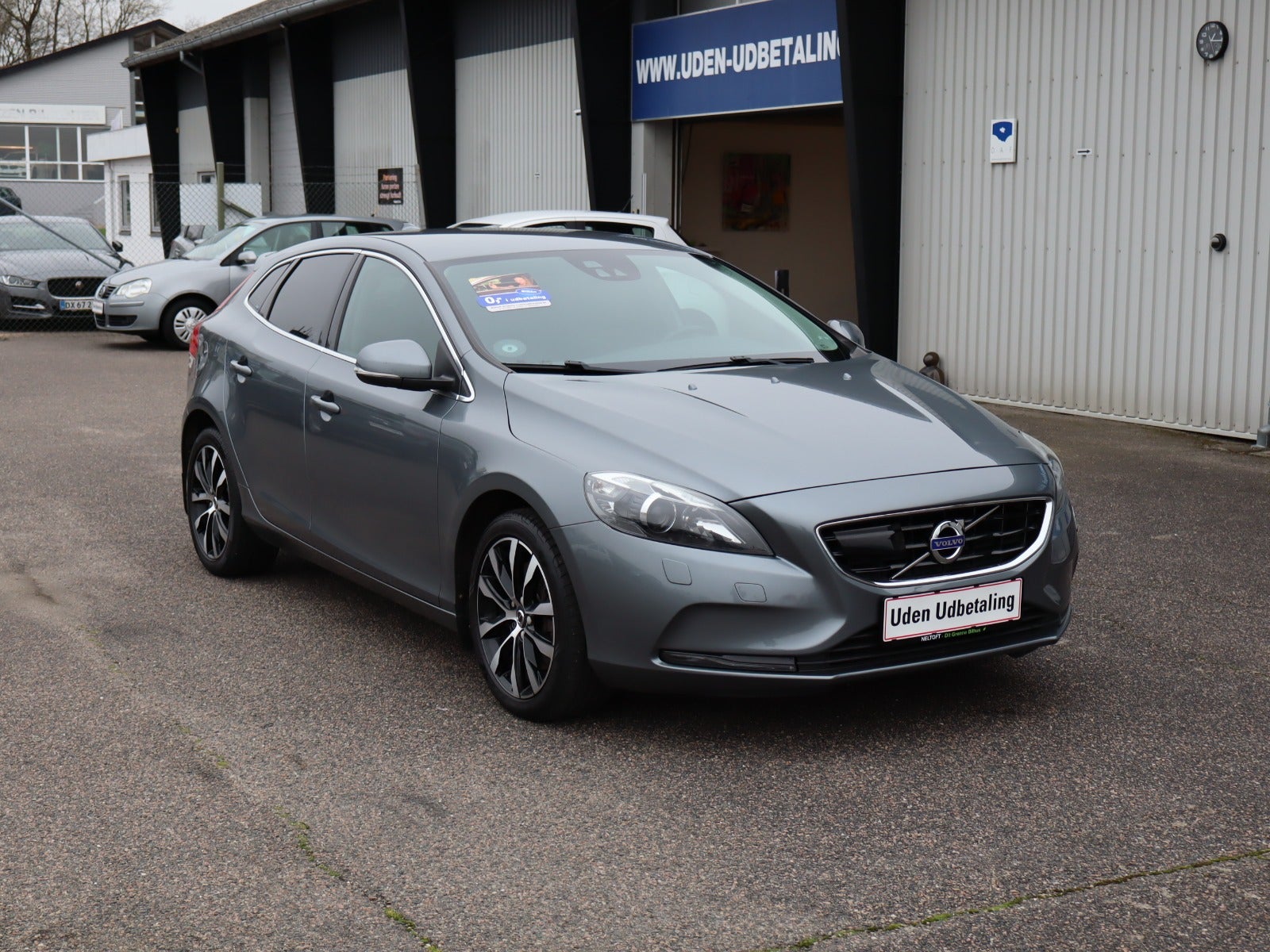 Billede af Volvo V40 2,0 D3 150 Momentum aut.