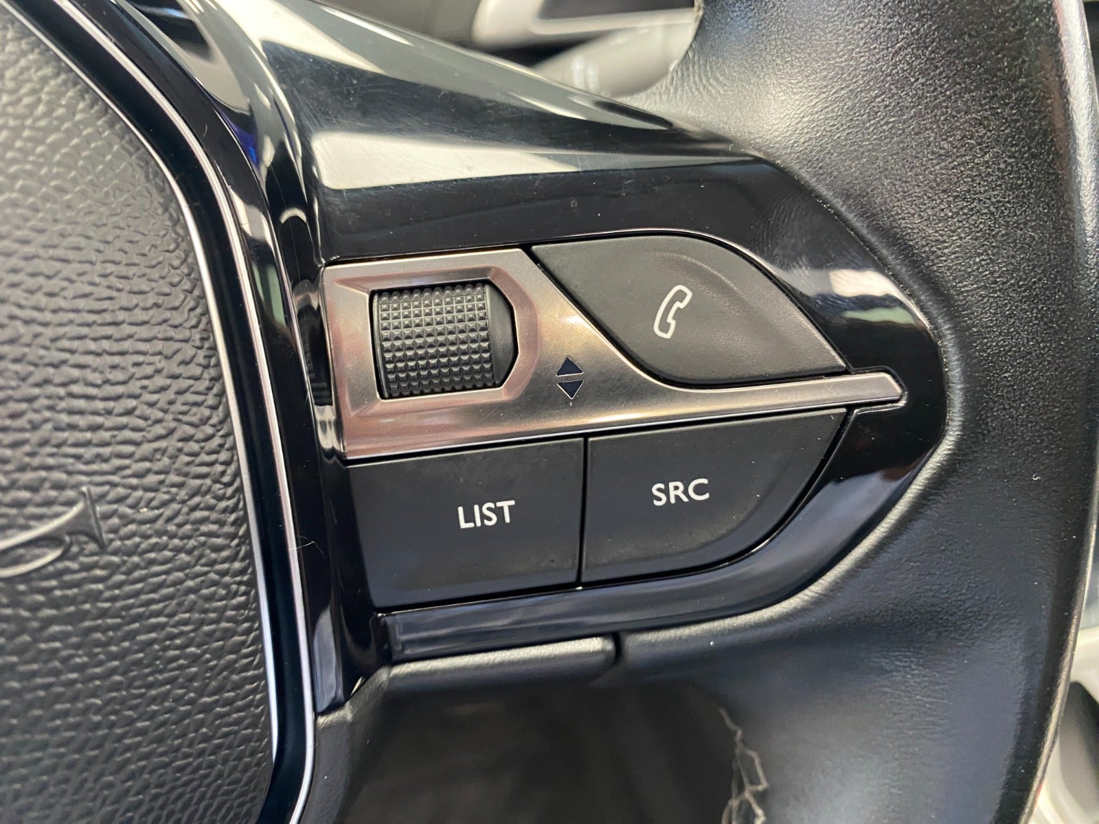 Billede af Peugeot 3008 1,6 BlueHDi 120 Allure