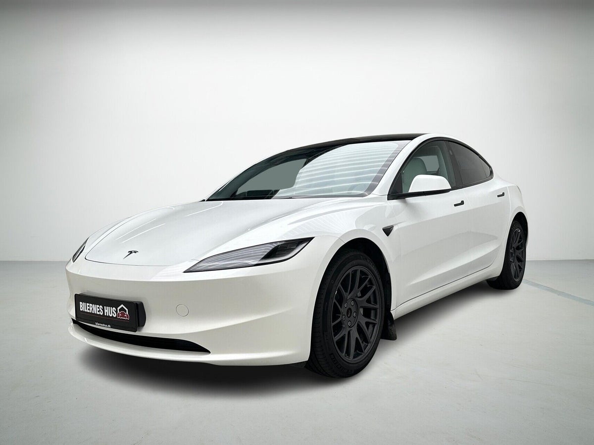 Tesla Model 3 RWD billede 1