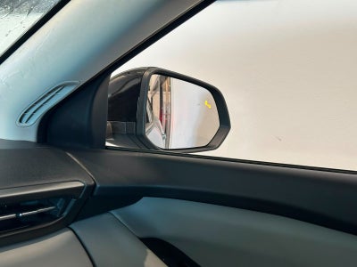 Ford Explorer Select Extended Range