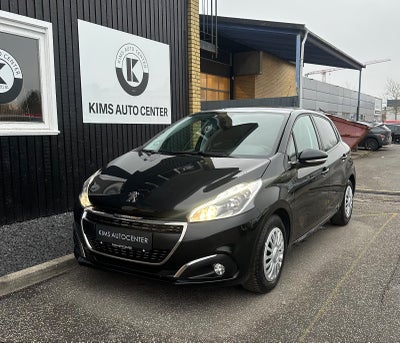 Peugeot 208 1,2 PureTech 110 Signature Sky 5d