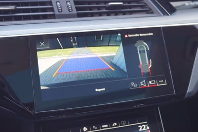 Audi e-tron Advanced quattro