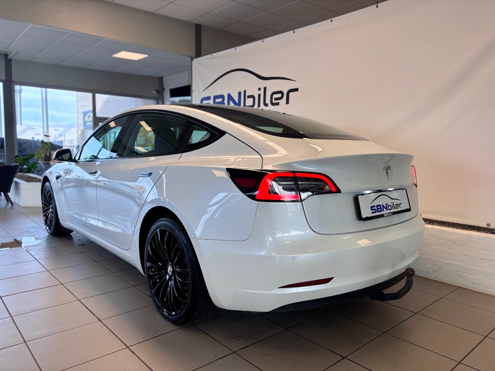 Tesla Model 3 Standard Range+ RWD