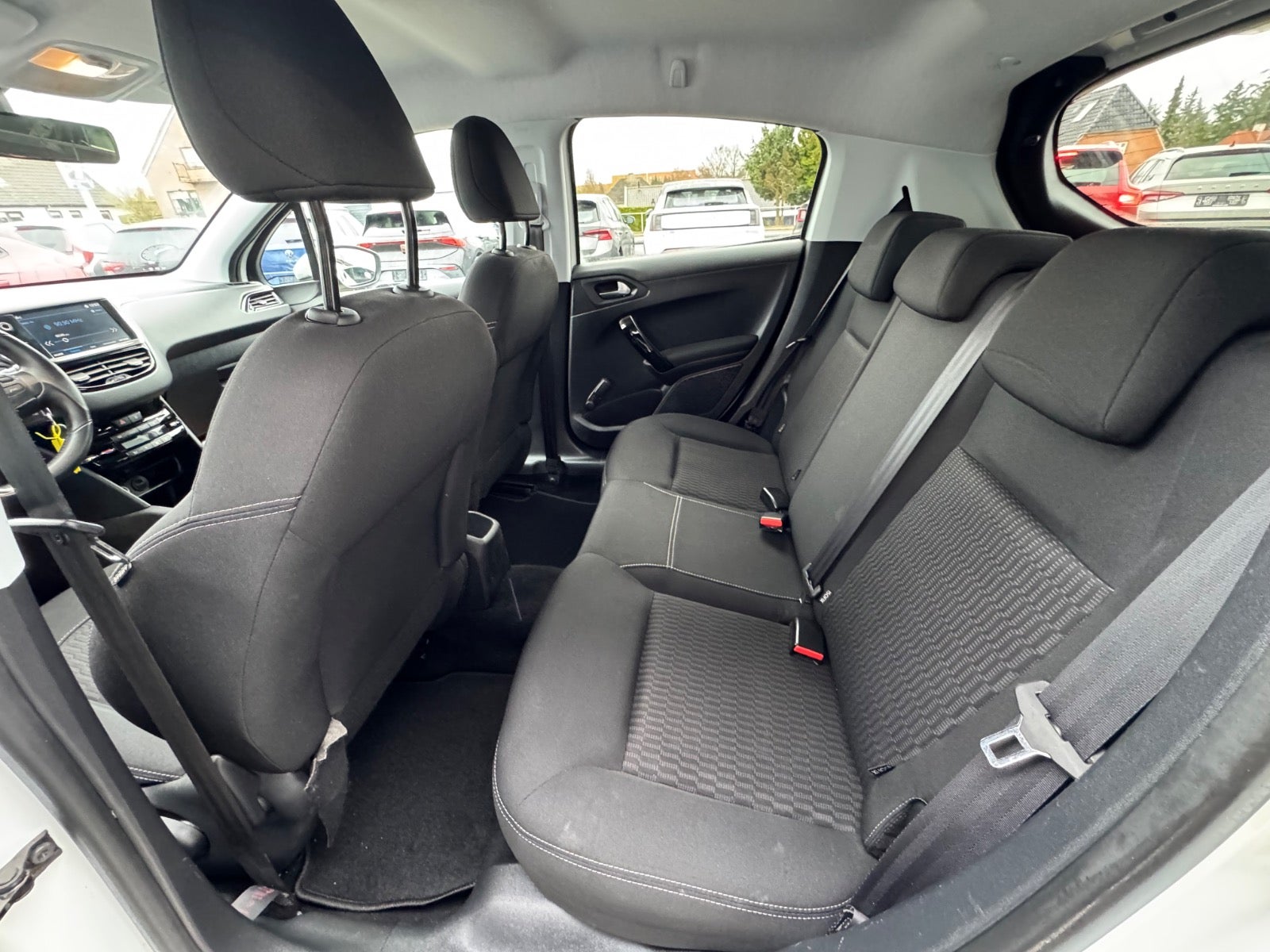 Billede af Peugeot 208 1,5 BlueHDi 100 Envy