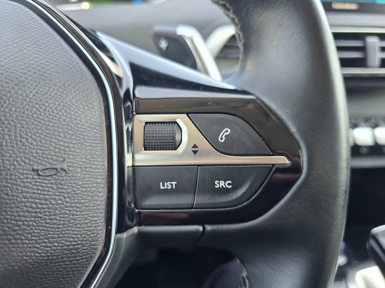 Billede af Peugeot 3008 1,6 Hybrid Allure Limited EAT8