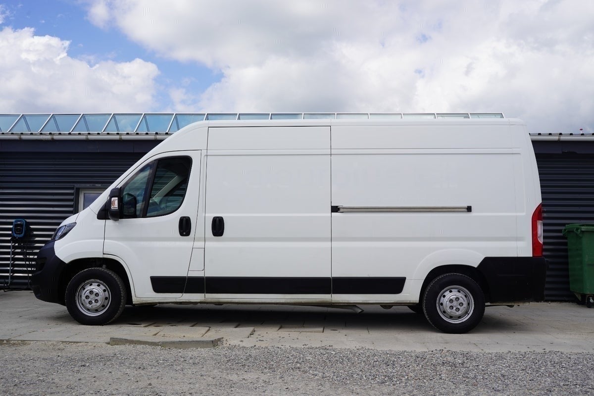 Billede af Peugeot Boxer 333 2,0 BlueHDi 130 L3H2 Premium+