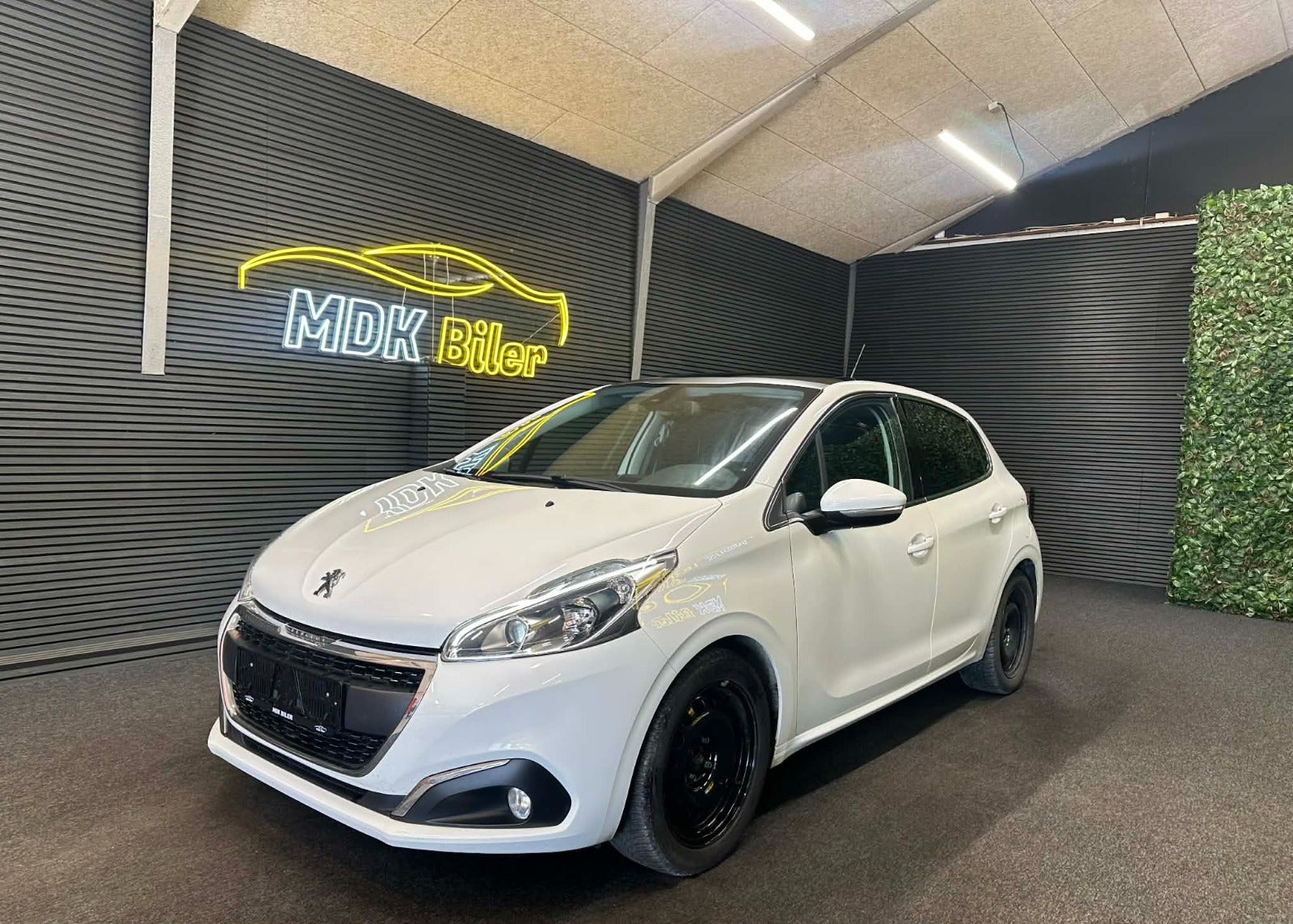 Billede af Peugeot 208 1,5 BlueHDi 100 Prestige Sky