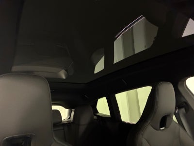 BMW iX xDrive40 Supercharged