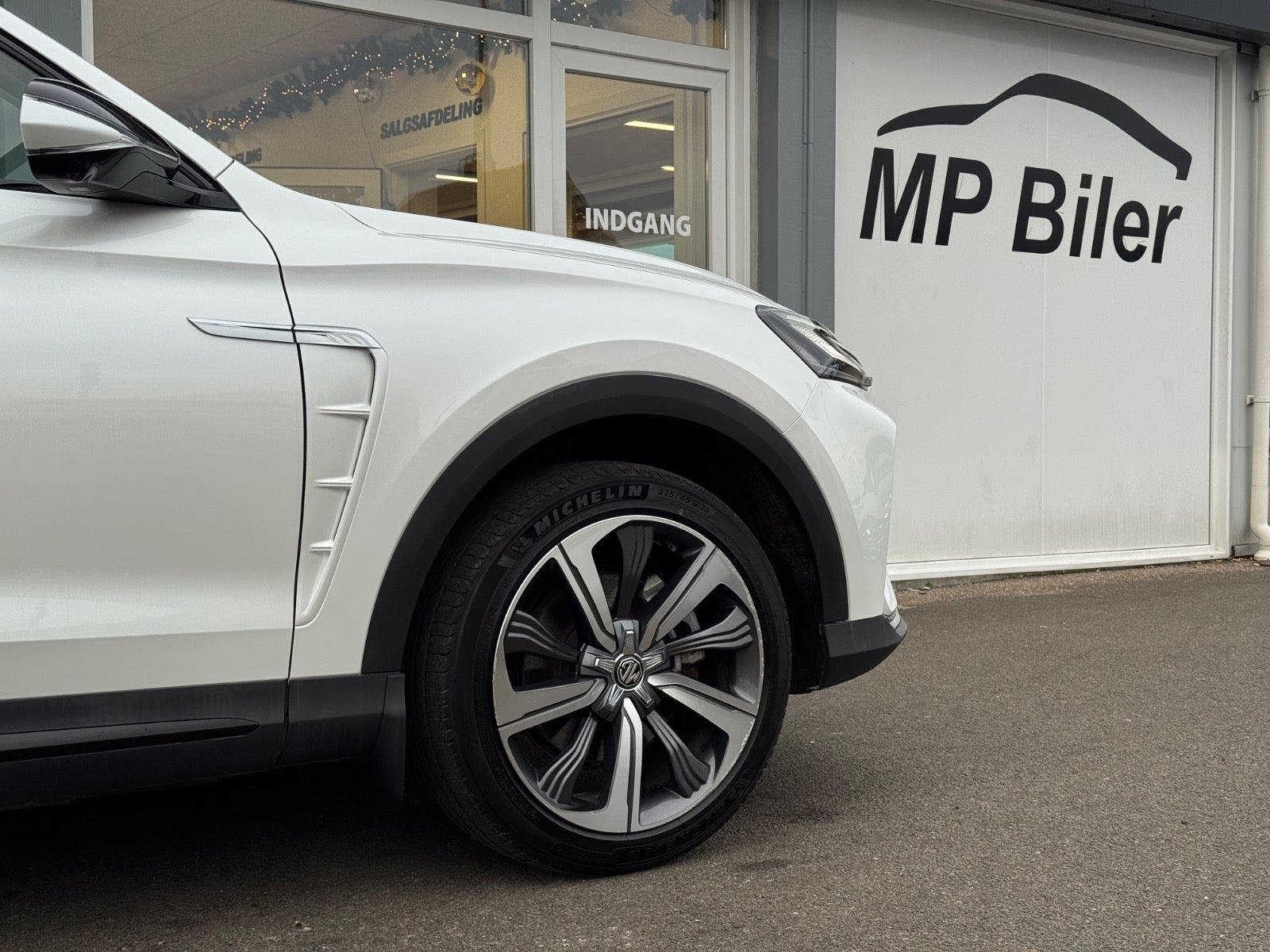 Billede af MG Marvel R  Luxury