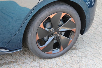 Cupra Born Dinamica Pack High