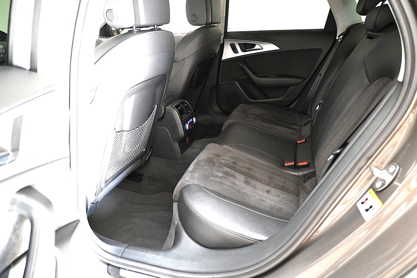 Audi A6 TDi 190 S-line Avant S-tr.