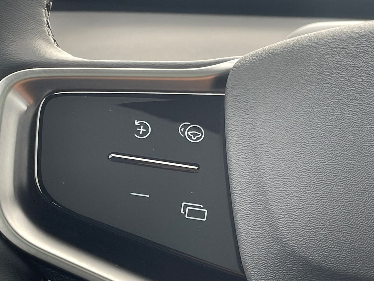 Volvo EX30 Extended Range Ultra billede 17