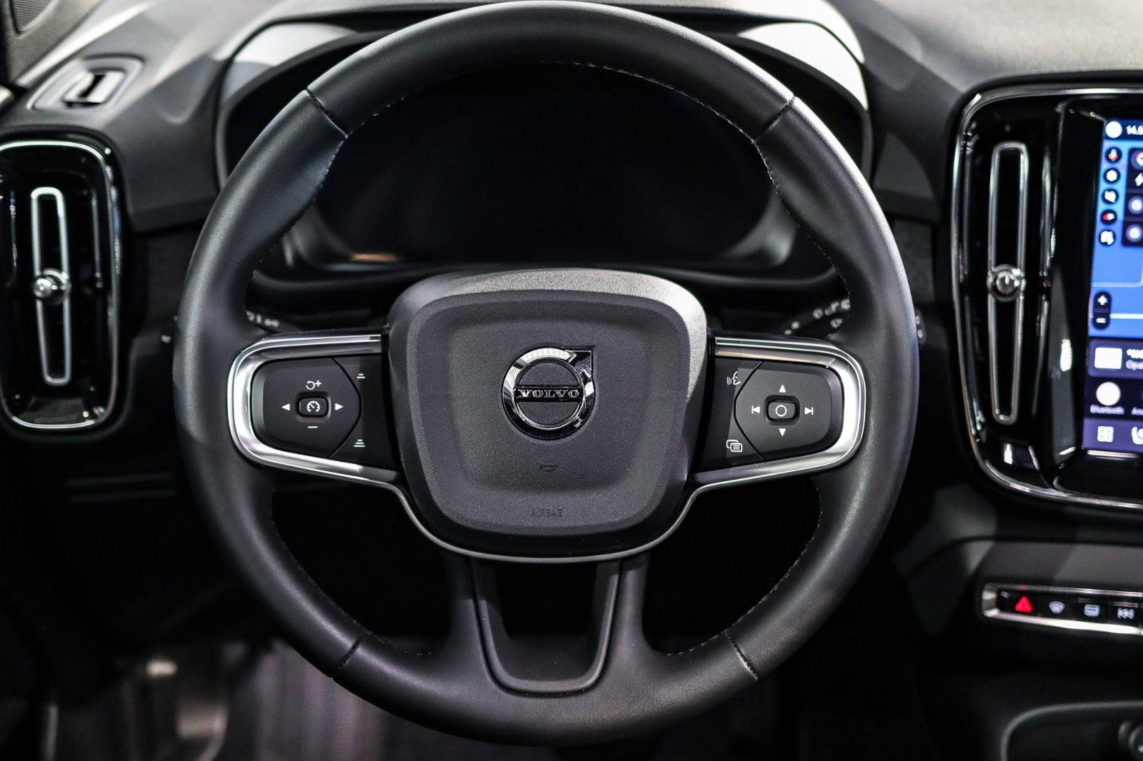Billede af Volvo EX40  Extended Range Black Edition