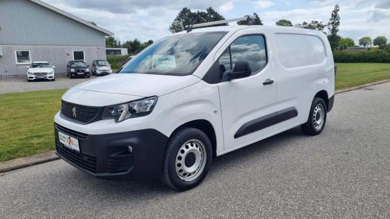 Peugeot Partner BlueHDi 100 L2V2 Plus Van