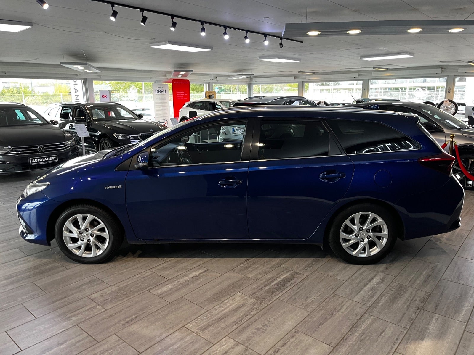 Toyota Auris Hybrid H2 Touring Sports CVT