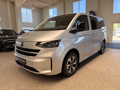 VW e-Caravelle 64 Life SWB