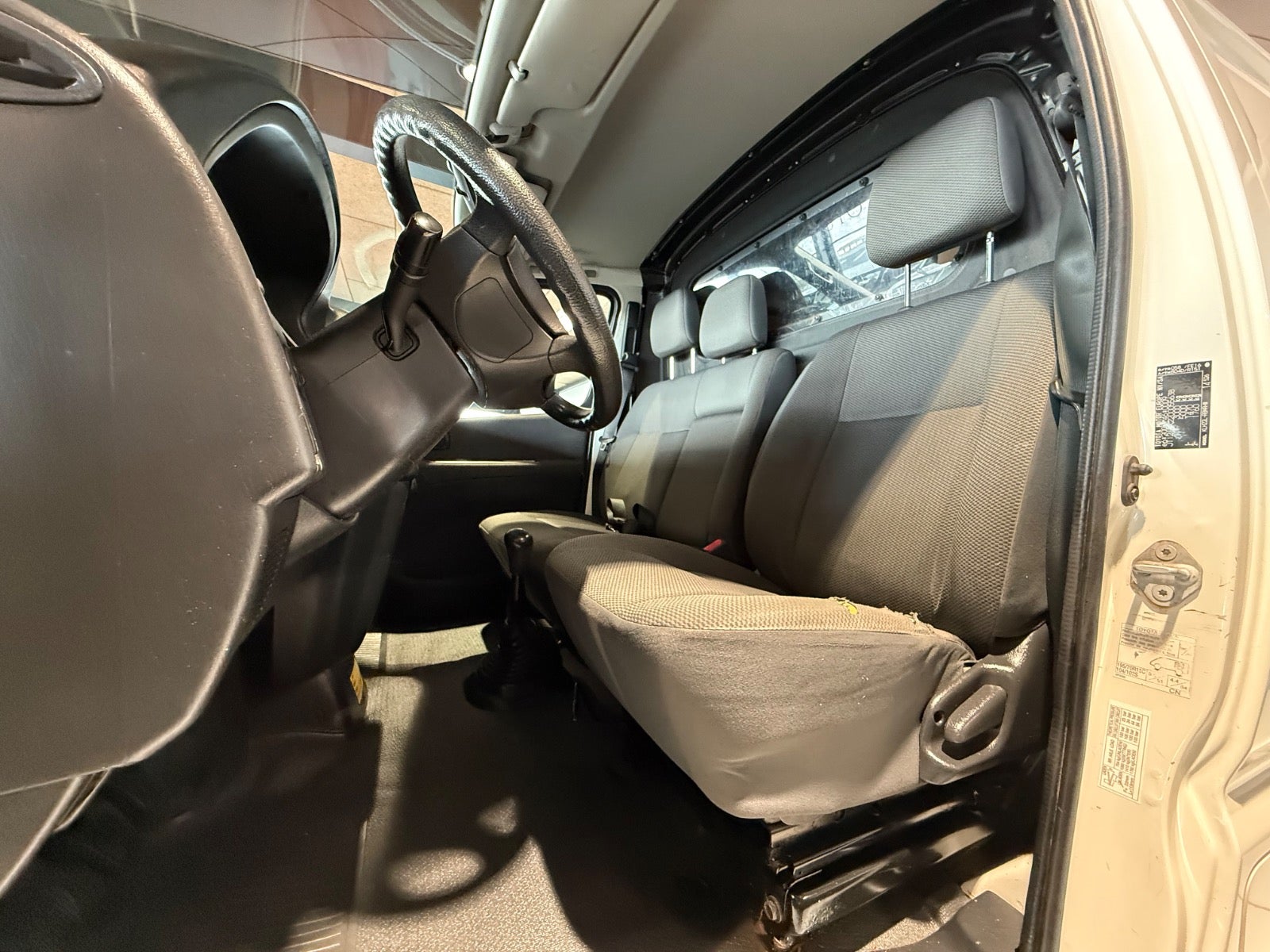 Billede af Toyota HiAce 2,5 D-4D 117 Komfort lang