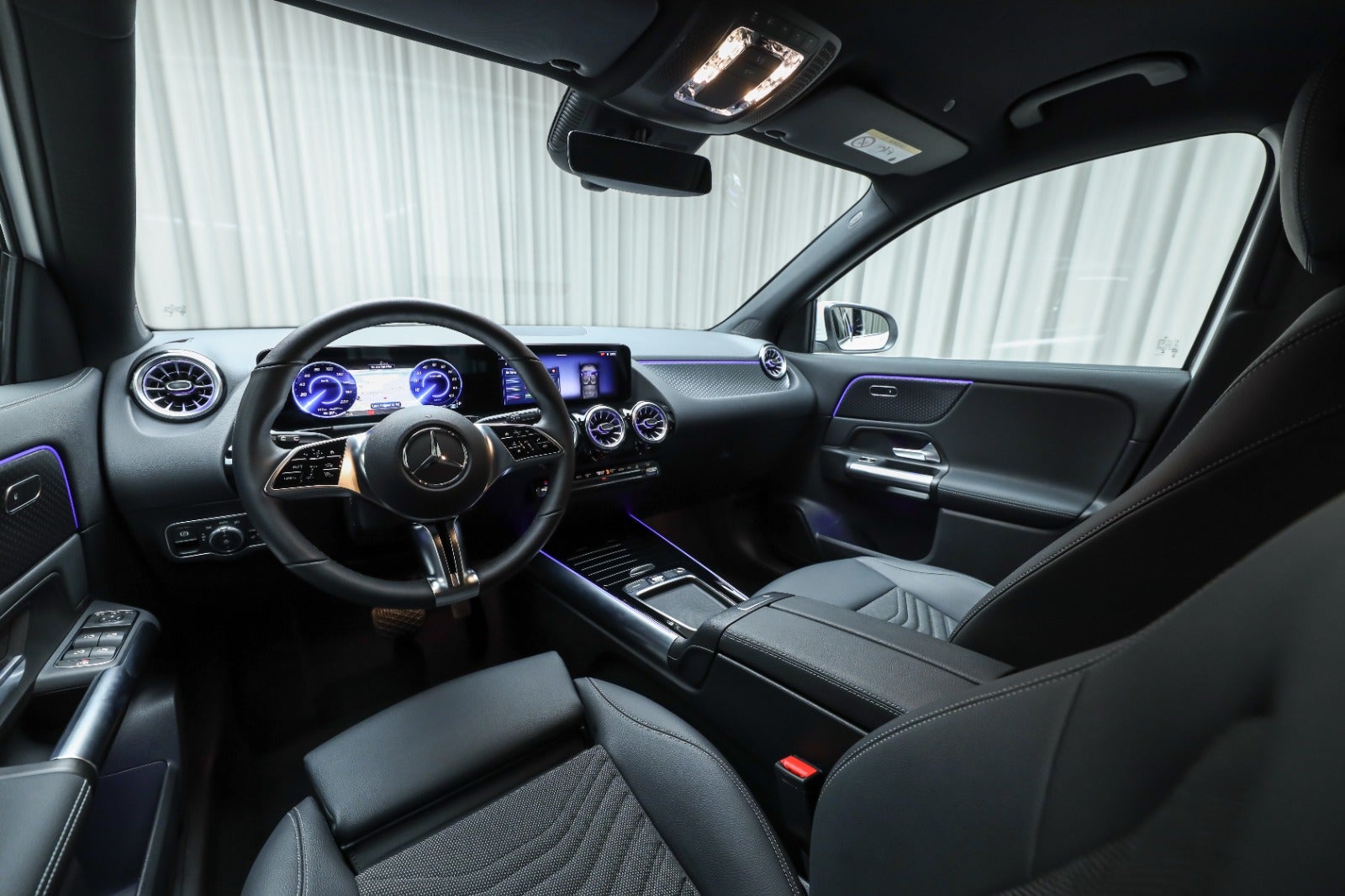 Mercedes-Benz EQA 250+ (4/8)
