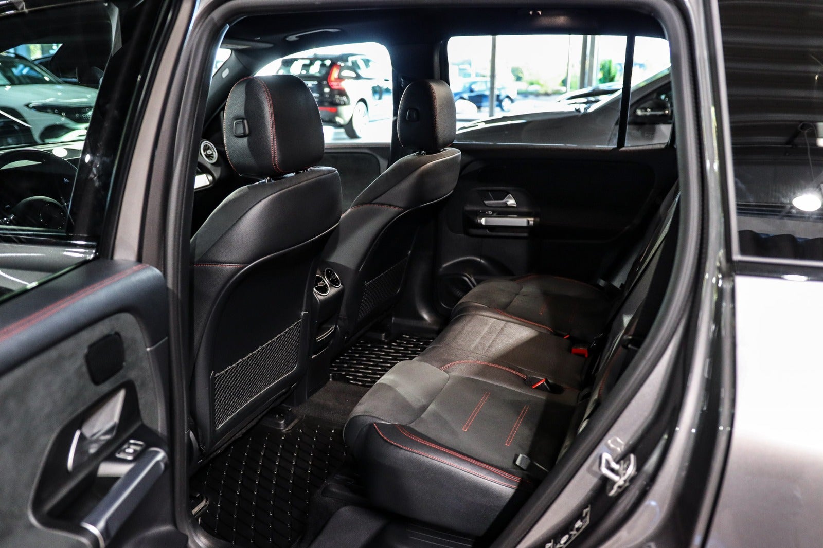 Billede af Mercedes EQB250+  AMG Line Advance Plus 7prs