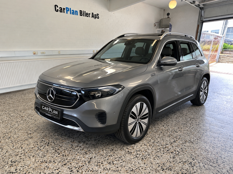 Mercedes EQB250 