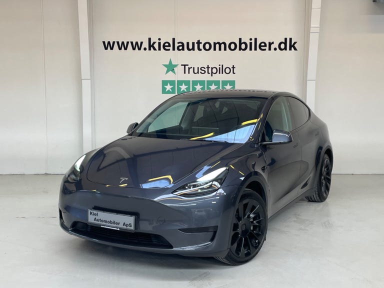 Tesla Model Y RWD