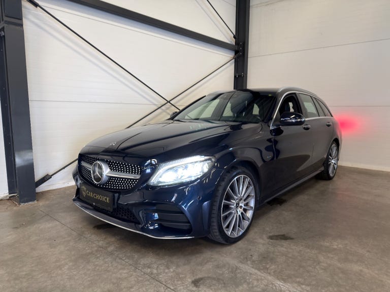 Mercedes C300 de AMG Line stc. aut.
