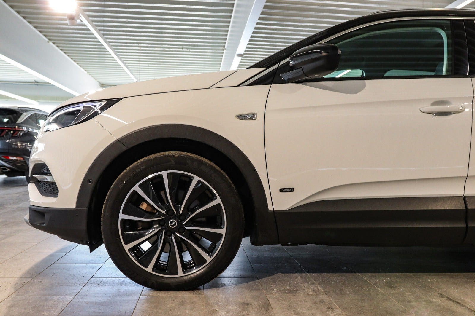 Billede af Opel Grandland X 1,6 Hybrid4 Impress aut.