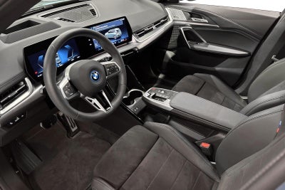 BMW iX1 xDrive30 Fully Charged BMW iX1 xDrive30 Fully Charged - 4