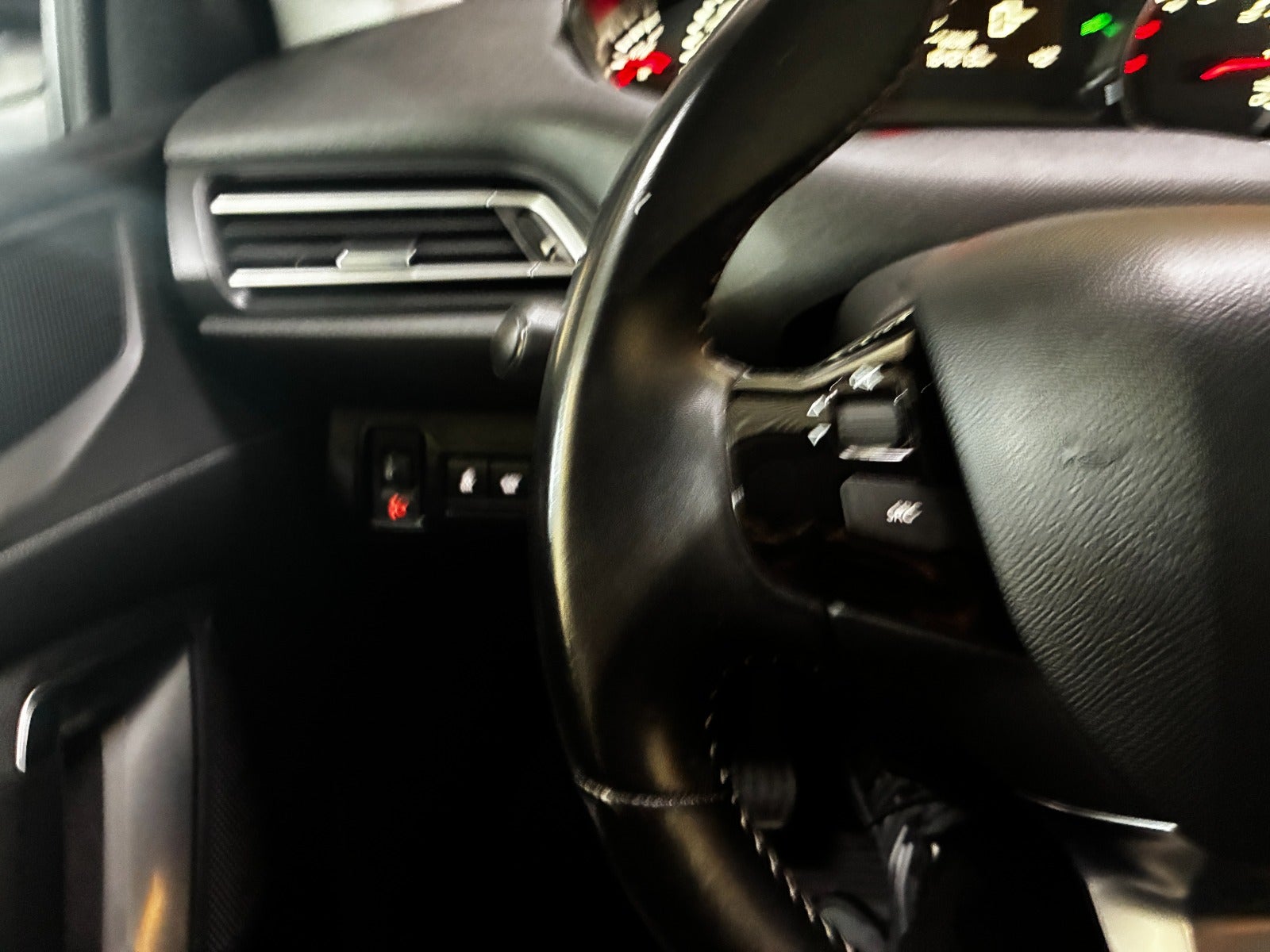 Billede af Peugeot 308 1,6 BlueHDi 120 Active SW