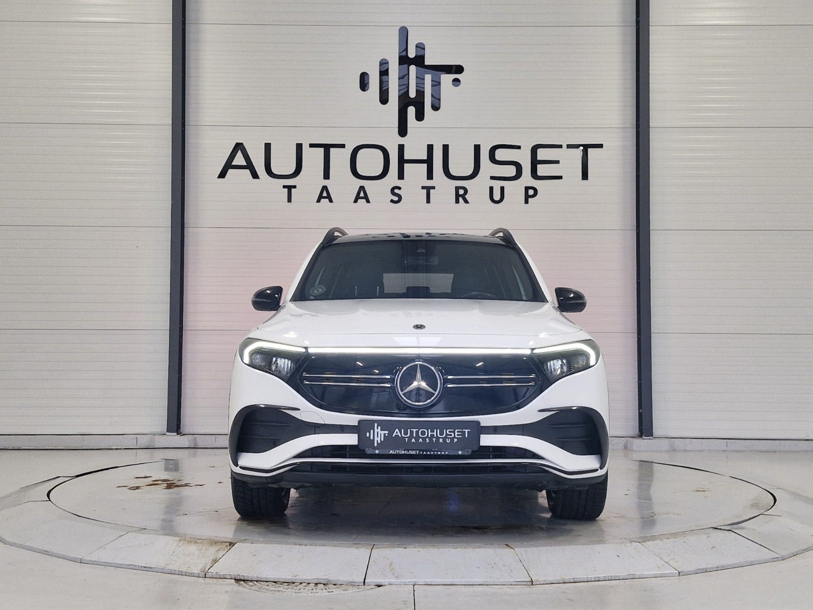 Billede af Mercedes EQB300  AMG Line 4Matic 7prs