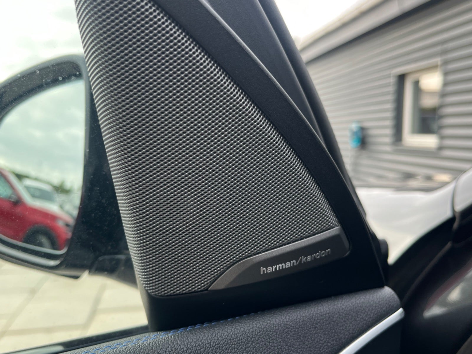 Billede af BMW iX3 Charged Plus M-Sport