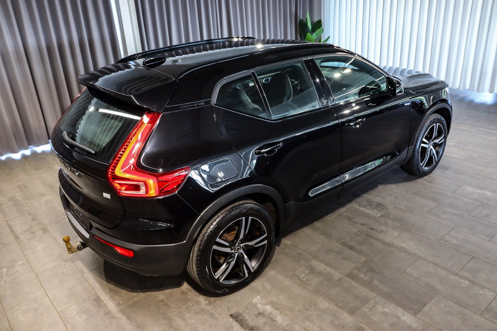 Billede af Volvo XC40 1,5 T4 ReCharge R-Design aut.