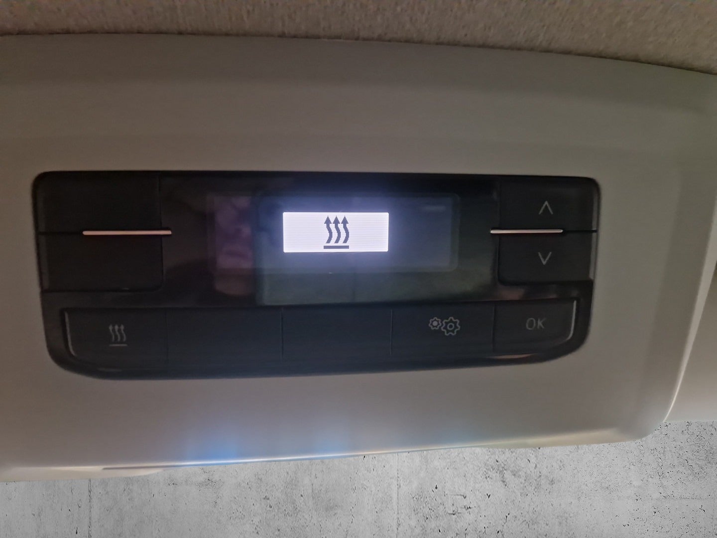 Billede af VW Transporter 2,0 TDi 110 Kassevogn lang