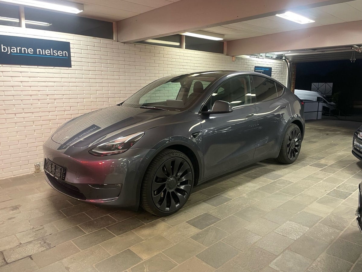 Tesla Model Y Long Range AWD billede 1