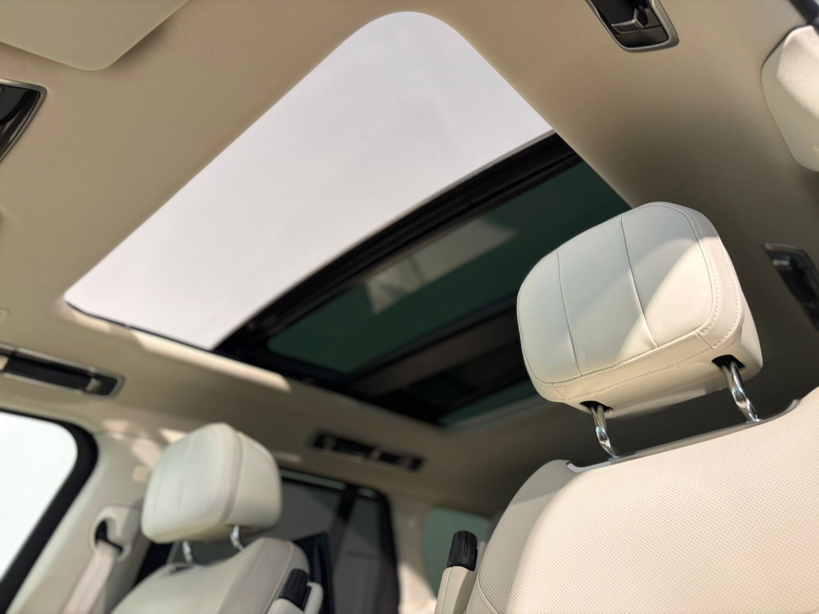 Land Rover – Range Rover