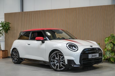 MINI Cooper SE  JCW Trim M 3d