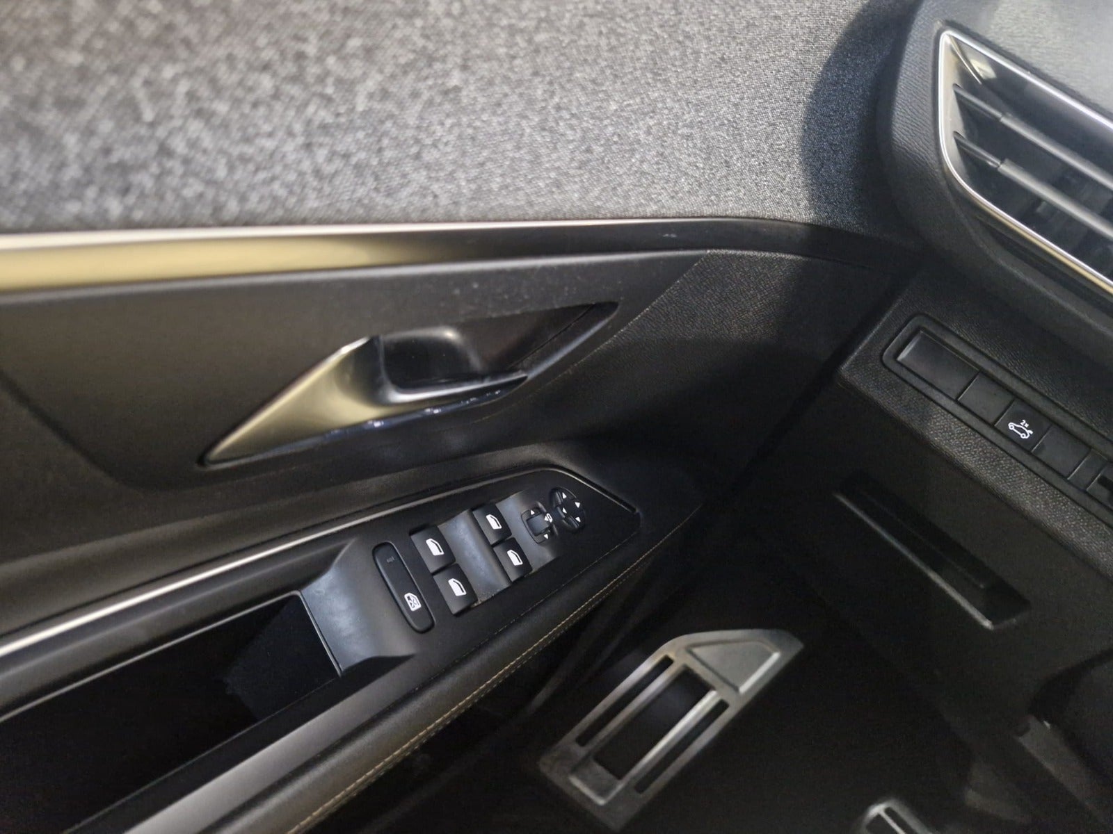 Billede af Peugeot 3008 1,2 PureTech 130 GT Line EAT8