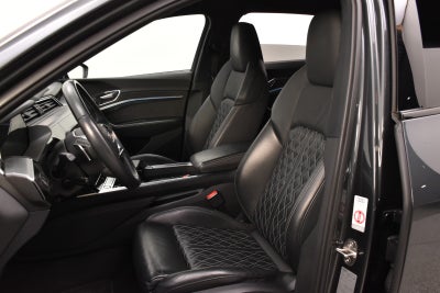 Audi e-tron S-line quattro