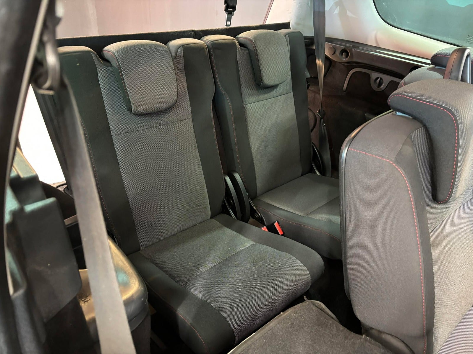 Billede af Renault Grand Scenic III 1,6 16V Expression 7prs
