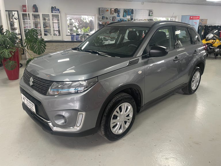 Suzuki Vitara mHybrid Club