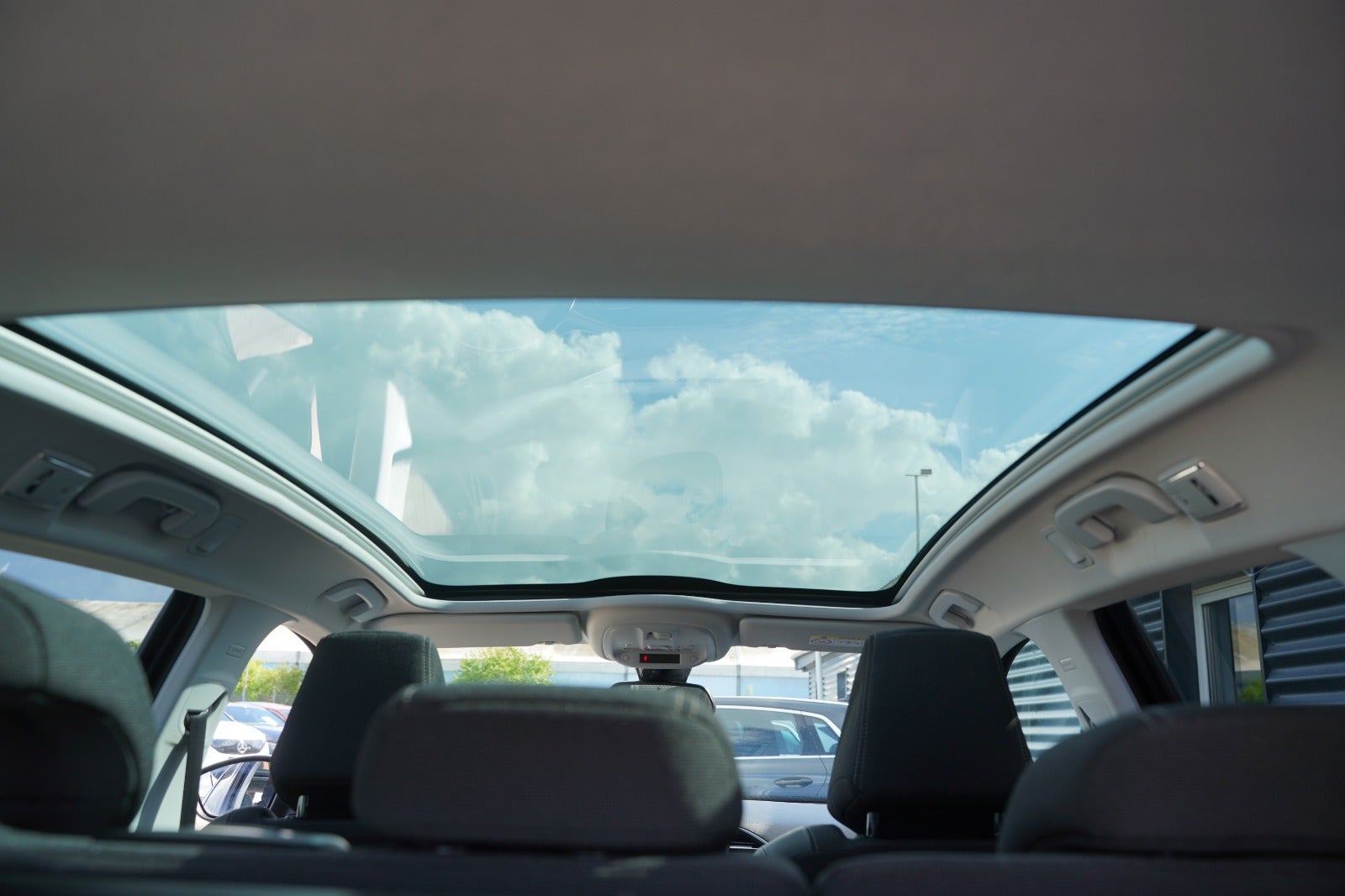 Billede af Peugeot 308 1,5 BlueHDi 130 Allure+ Sky SW