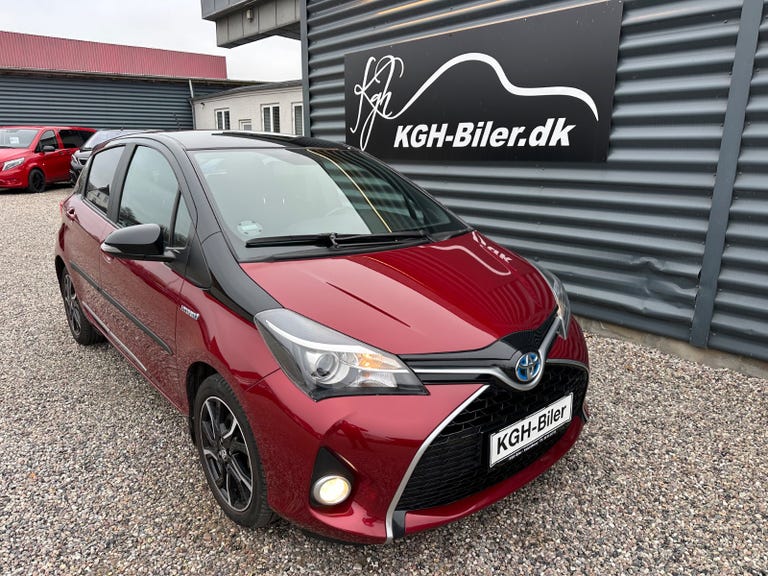 Toyota Yaris Hybrid Spirit e-CVT