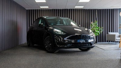 Tesla Model Y  Long Range AWD 5d